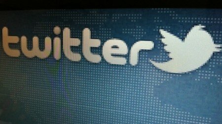 Το Twitter αλλάζει την πολιτική και τη δημοσιογραφία